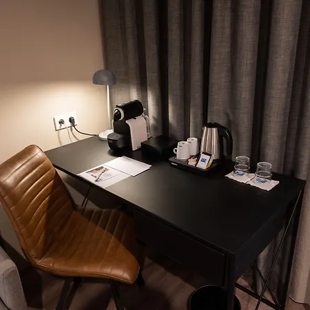 Atenea Rekord Hotel 4*