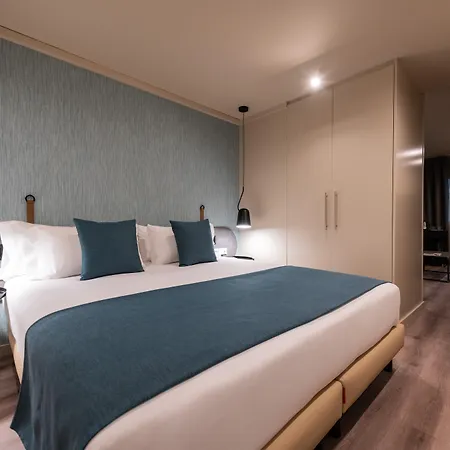 Hotel Atenea Rekord 4*