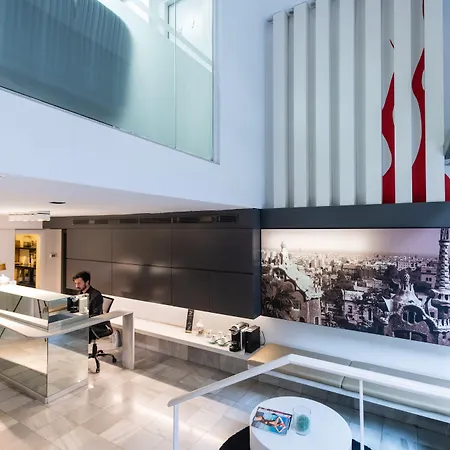 Atenea Rekord 4* ברצלונה