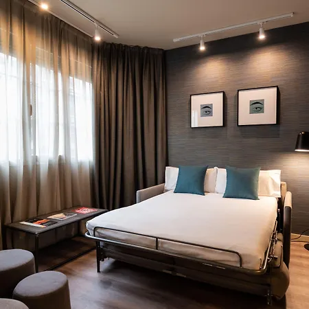 Atenea Rekord 4* ברצלונה