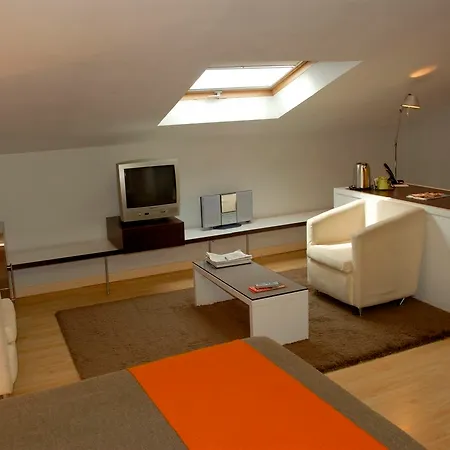 Hotel Atenea Rekord 4*