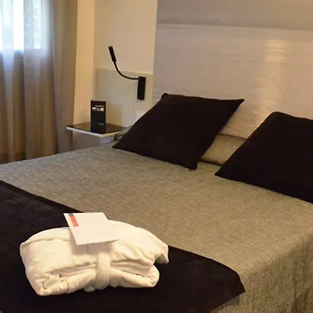 Hotel Atenea Rekord 4*