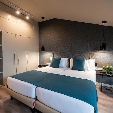 Hotel Atenea Rekord 4*