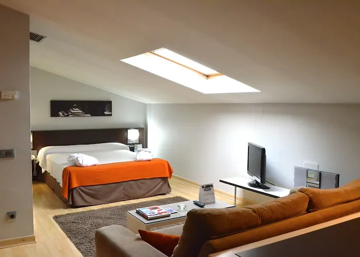 Szálloda Atenea Rekord 4*