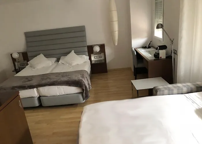 Szálloda Atenea Rekord