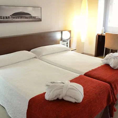 Atenea Rekord 4* Barcelona